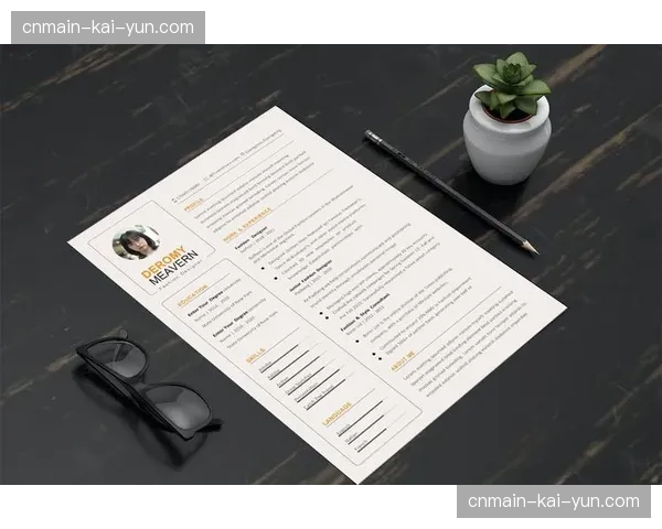 运动员参赛简历跨赛事系统抓取，丰富解说员背景资料